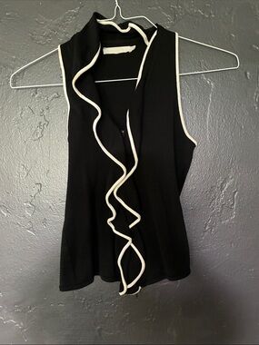 Anne Fontaine Black Sleeveless Ruffle-Trim Camisole with White Piping